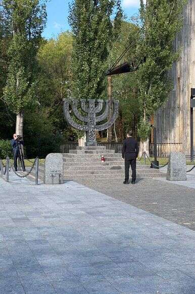 נשיא אוקראינה וולודימיר זלנסקי בטקס האזכרה לנרצחי באבי יאר | FJCU נשיא אוקראינה וולודימיר זלנסקי בטקס האזכרה לנרצחי באבי יאר | FJCU