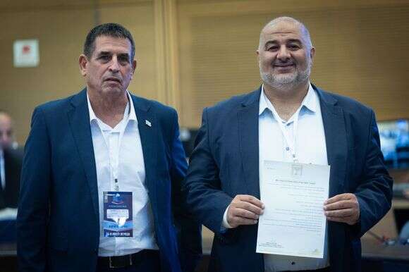 מנסור עבאס ויואב סגלוביץ, מפלגת רע"ם | יונתן זינדל / פלאש 90