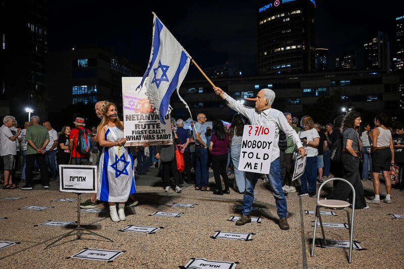 מי שמאשים את נתניהו בהתעלמות מהתרעות לפני הטבח – מתעלם בעצמו היום