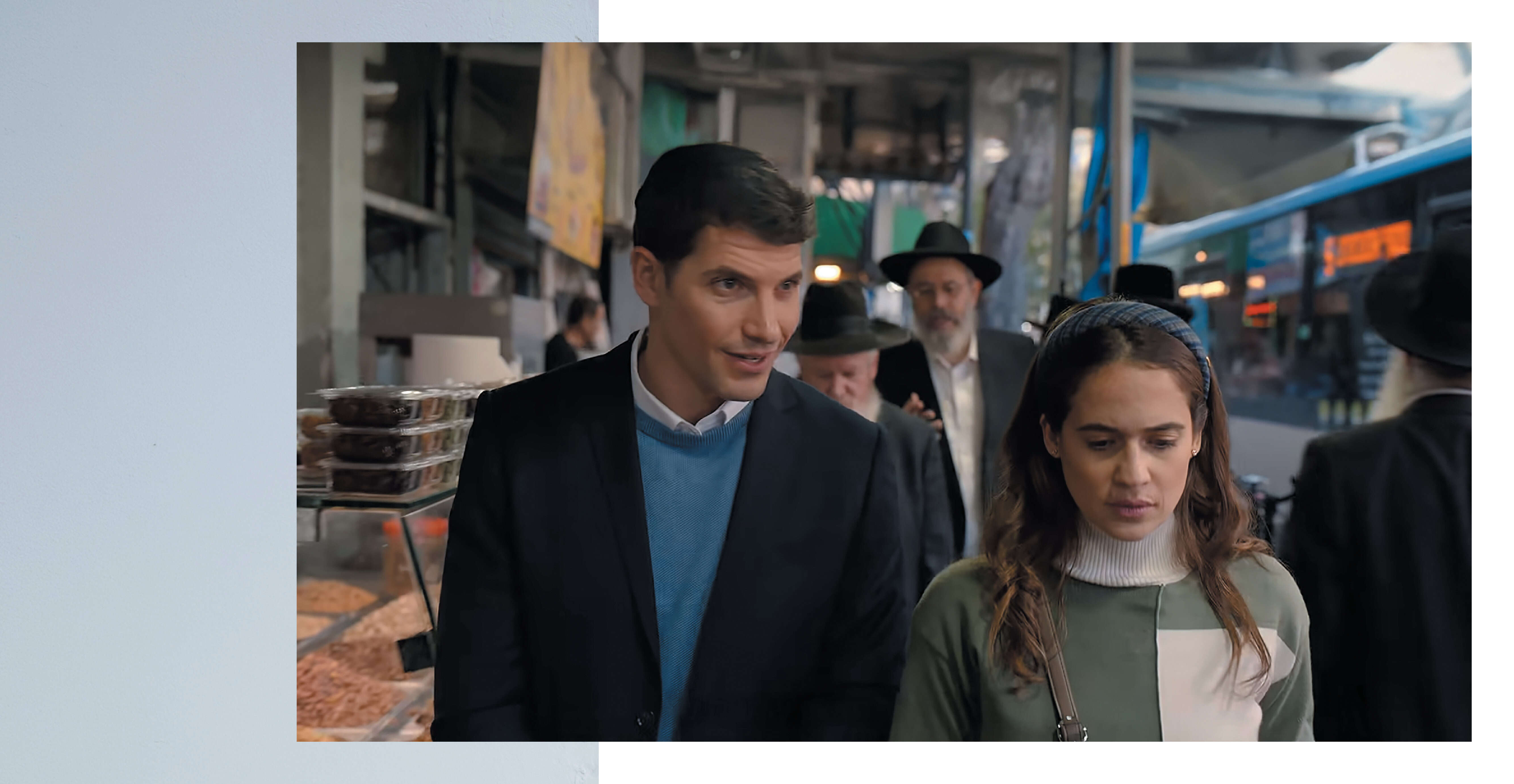 ללמוד את כל הניואנסים. לצד ניב סולטן ב"בחורים טובים 3" | צילום מסך מתוך הסרט