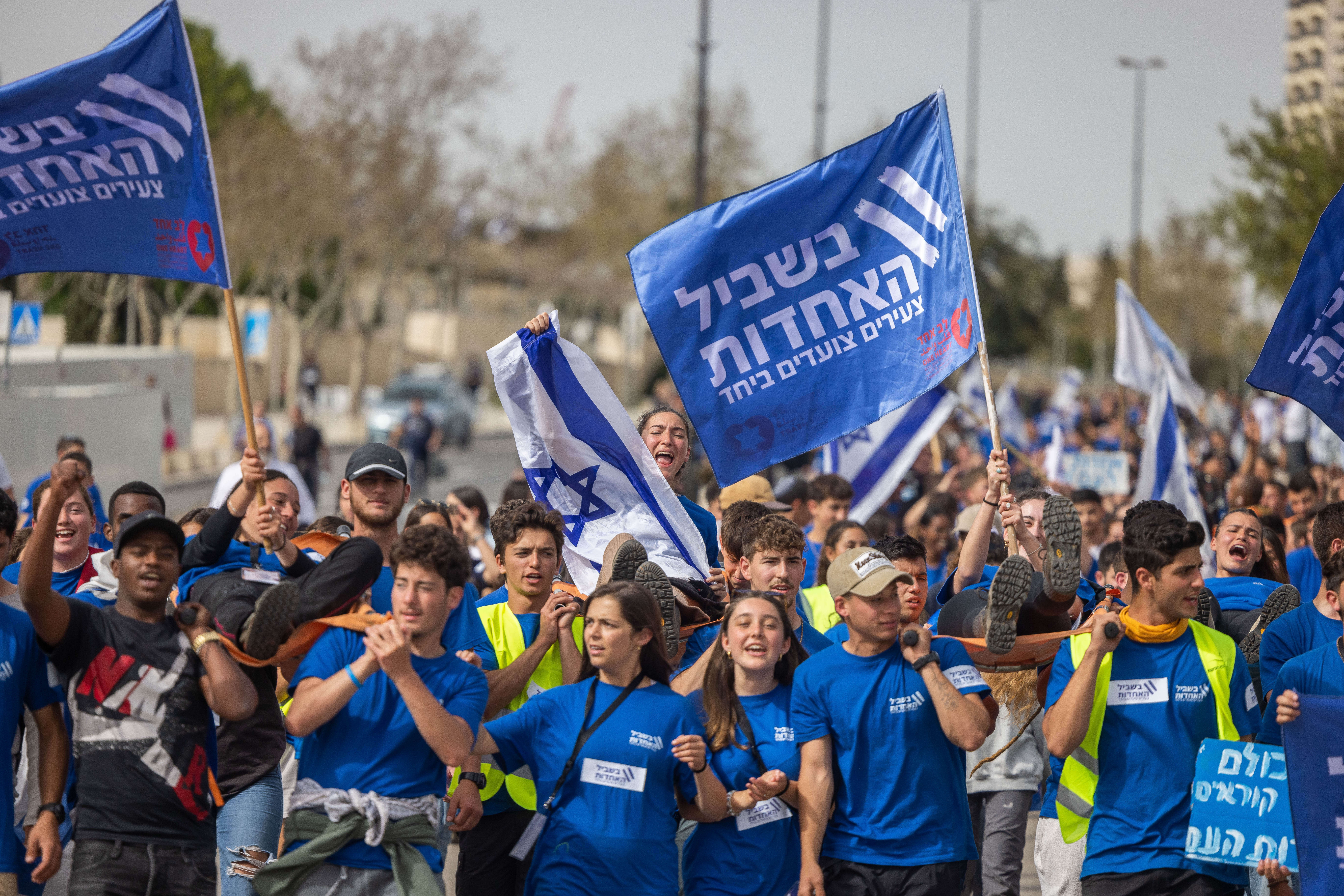 גם ראש הממשלה יהיה יום אחד שם קטן בטבלה