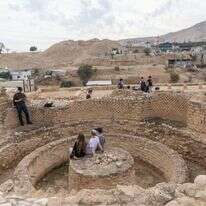 ביקור בממצאי ארכיאולוגיה בעיר יריחו | חיים גולדברג, פלאש 90 ביקור בממצאי ארכיאולוגיה בעיר יריחו | חיים גולדברג, פלאש 90