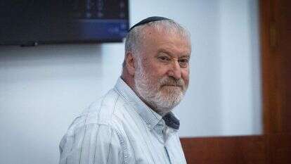 היועמ"ש לשעבר אביחי מנדלבליט בעדותו במשפט נתניהו | יונתן זינדל, פלאש 90