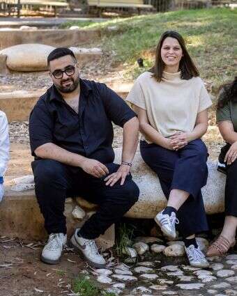 פועלים גם בשטח וגם בדיגיטל. טלי אגרונוב, הדס זאנגי, הדר מוכתר, ויקטור שריקי | אריק סולטן פועלים גם בשטח וגם בדיגיטל. טלי אגרונוב, הדס זאנגי, הדר מוכתר, ויקטור שריקי | אריק סולטן