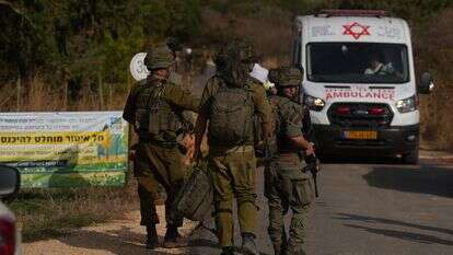 חיילי צה"ל בזירת האסון ברכס רמים, השבוע | אייל מרגולין - ג׳יני חיילי צה"ל בזירת האסון ברכס רמים, השבוע | אייל מרגולין - ג׳יני