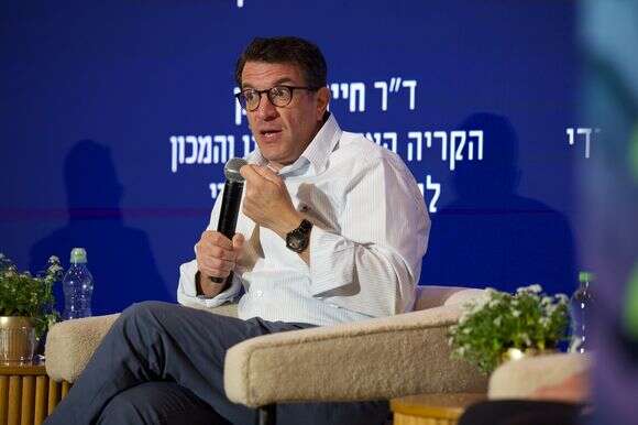 ד"ר חיים זיכרמן | לירון מולדובן, ועידת צמת ומקור ראשון ד"ר חיים זיכרמן | לירון מולדובן, ועידת צמת ומקור ראשון