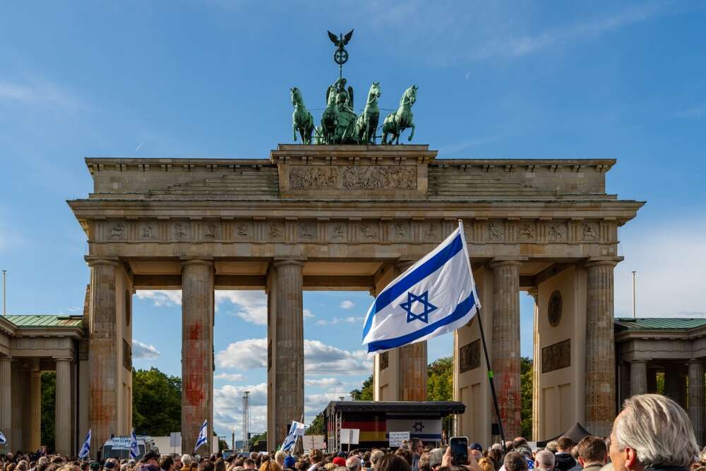 השמאל בגרמניה במשבר קיומי: הדרך לשלטון עוברת בהכרה בישראל