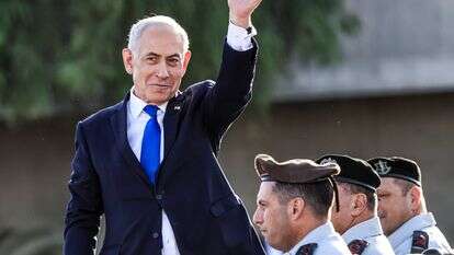 נתניהו בטקס סיום קורס קצינים, שלשום | צפריר אביוב, פלאש 90 נתניהו בטקס סיום קורס קצינים, שלשום | צפריר אביוב, פלאש 90