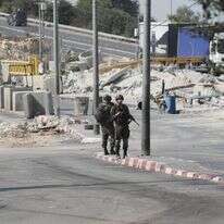 חיילי צה''ל במהלך המבצע בחברון, היום | AP חיילי צה''ל במהלך המבצע בחברון, היום | AP