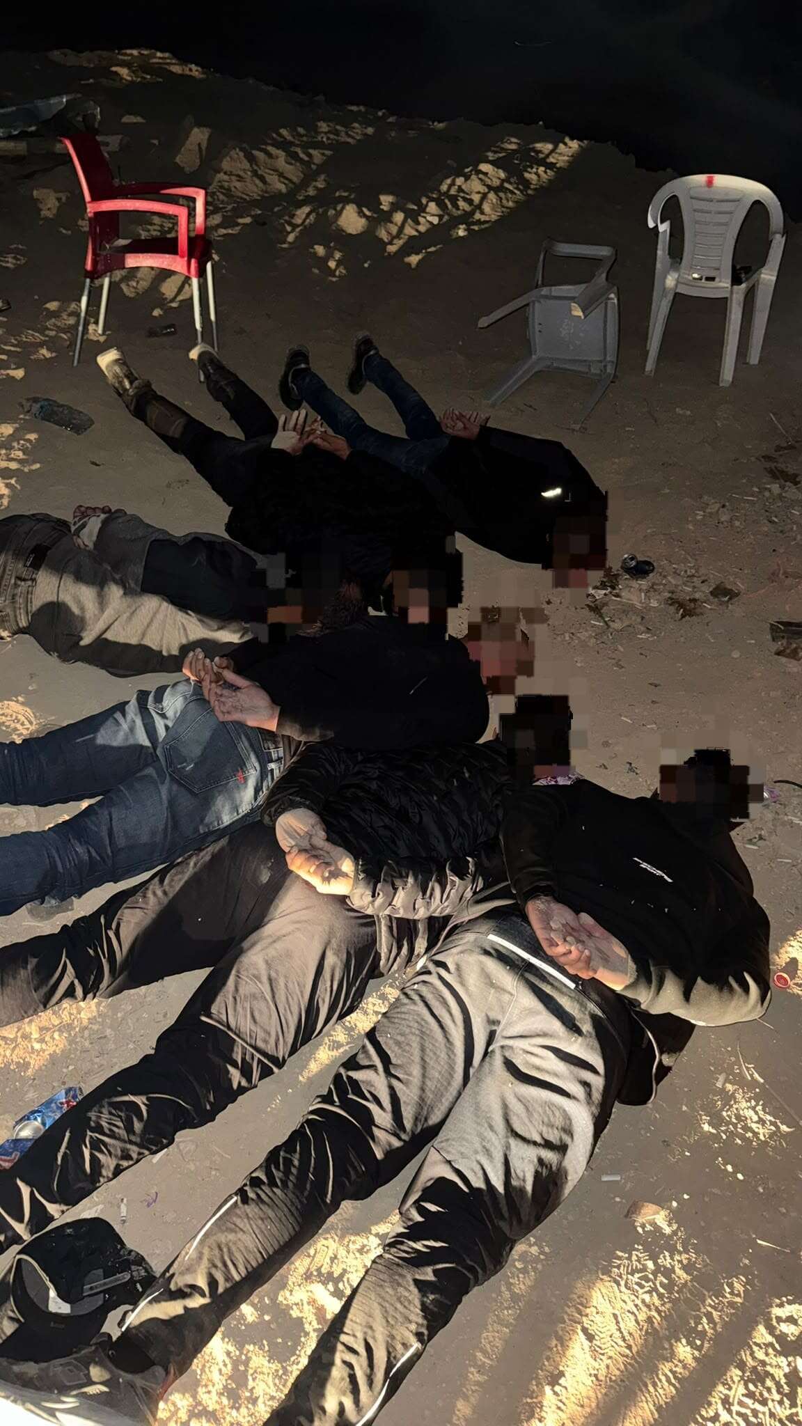 חשודים שנעצרו במהלך פעילות משטרתית נגד הפשיעה וסכסוכי המשפחות בנגב | דוברות המשטרה חשודים שנעצרו במהלך פעילות משטרתית נגד הפשיעה וסכסוכי המשפחות בנגב | דוברות המשטרה