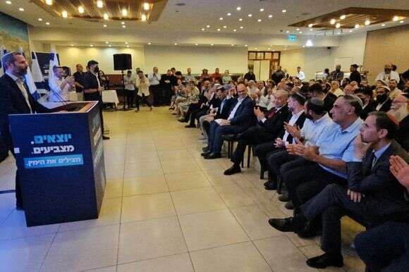 כנס ההיערכות של מטה "ימין מנצח" לקראת מבצע "פנים אל פנים", שנועד להגדיל את שיעור ההצבעה בגוש הימין | לשימוש חופשי כנס ההיערכות של מטה "ימין מנצח" לקראת מבצע "פנים אל פנים", שנועד להגדיל את שיעור ההצבעה בגוש הימין | לשימוש חופשי