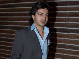 תורג'מן. לא עשה אודישנים בבוליווד. תורג'מן. לא עשה אודישנים בבוליווד.