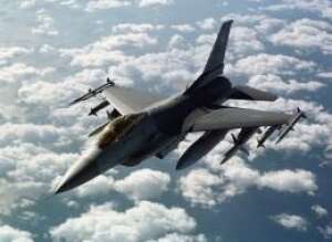 מטוס קרב מדגם F-16 (צילום: AP) מטוס קרב מדגם F-16 (צילום: AP)