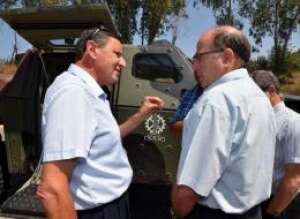 יעלון ואדם בביקור בתעש (צילום: אריאל חרמוני, משהב יעלון ואדם בביקור בתעש (צילום: אריאל חרמוני, משהב