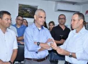 בתמונה: רה בתמונה: רה
