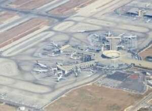 מאת Chris Hoare - Overflying Ben Gurion Airport, CC BY 2.0, https://commons.wikimedia.org/w/index.php?curid=48231929 מאת Chris Hoare - Overflying Ben Gurion Airport, CC BY 2.0, https://commons.wikimedia.org/w/index.php?curid=48231929