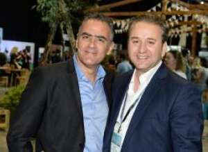 מימין ? אוליביה אלבז, סגן נשיא מכירות סיילספורס ישראל ודניאל מלכה, מנהל פעילות יבמ ישראל מימין ? אוליביה אלבז, סגן נשיא מכירות סיילספורס ישראל ודניאל מלכה, מנהל פעילות יבמ ישראל