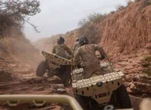 Green Berets assigned to 3rd Special Forces Group (Airborne), practice off-road driving in New Mexico, March 3, 2017. (U.S. Army photo ) Green Berets assigned to 3rd Special Forces Group (Airborne), practice off-road driving in New Mexico, March 3, 2017. (U.S. Army photo )