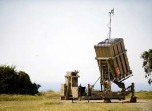 מאת Israel Defense Forces - Iron Dome Battery Deployed Near Ashkelon, CC BY 2.0, https://commons.wikimedia.org/w/index.php?curid=34382720 מאת Israel Defense Forces - Iron Dome Battery Deployed Near Ashkelon, CC BY 2.0, https://commons.wikimedia.org/w/index.php?curid=34382720