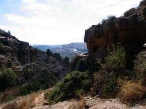 טיול מי-ם לים טיול מי-ם לים