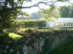 ועושים פה גם חתונות, כמובן ועושים פה גם חתונות, כמובן