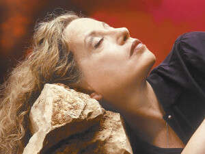 חוה אלברשטיין חוה אלברשטיין