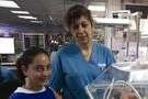 נגה עם האחות יעל אושר במחלקת הפגים צילום: ברק נונא נגה עם האחות יעל אושר במחלקת הפגים צילום: ברק נונא