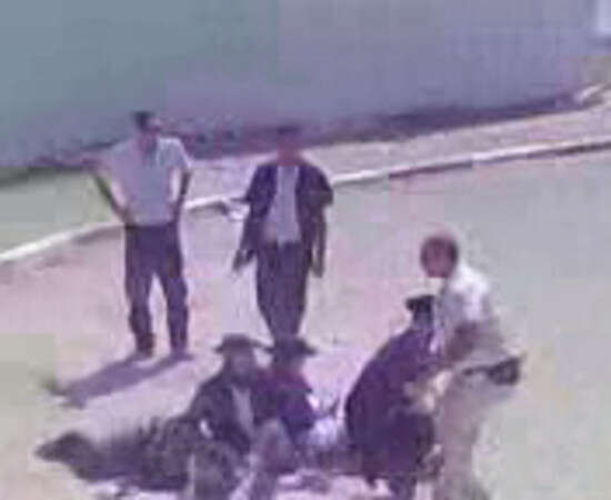 מאבטחי ברזילי מפנים מפגינים חרדים מאבטחי ברזילי מפנים מפגינים חרדים