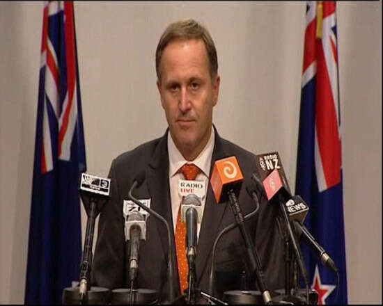 ראש ממשלת ניו זילנד מדבר אחרי האסון. צילום: רויטרס. עריכת וידאו: ליאת מיכאלוב ראש ממשלת ניו זילנד מדבר אחרי האסון. צילום: רויטרס. עריכת וידאו: ליאת מיכאלוב