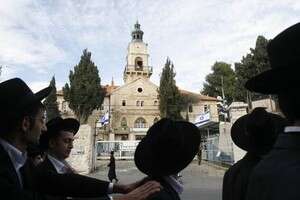 ���� ����