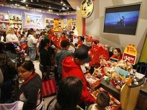 הקופות עמוסות. מי אמר מיתון? הקופות עמוסות. מי אמר מיתון?