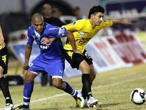 ויסה מול אלמוג כהן וגזל, הערב. ויסה מול אלמוג כהן וגזל, הערב.