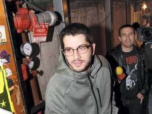 רן דנקר. איך זה שכוכב אחד מעז. רן דנקר. איך זה שכוכב אחד מעז.