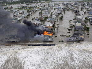 הנזק בגלבסטון אחרי ההוריקן אייק הנזק בגלבסטון אחרי ההוריקן אייק