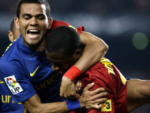 אלבס וטורה חוגגים שער. אלבס וטורה חוגגים שער.