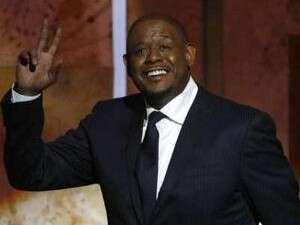 בוטל. פורסט וויטאקר בוטל. פורסט וויטאקר