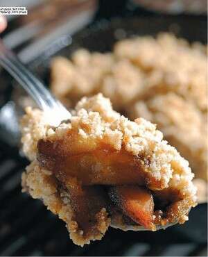 קראמבל תפוחים קראמבל תפוחים