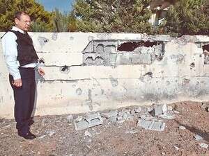 בני וקנין באיזור נפילת טיל בני וקנין באיזור נפילת טיל