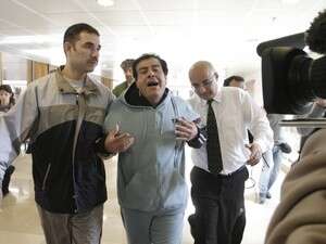 דוקטור אבו אל עייש שמשפחתו נהרגה מאש צה''ל דוקטור אבו אל עייש שמשפחתו נהרגה מאש צה''ל