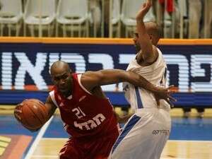 רוג'ר פאוול מול דריילון ברנס, הערב. רוג'ר פאוול מול דריילון ברנס, הערב.