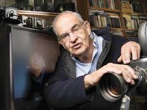 עוזי פלד. עוזי פלד.