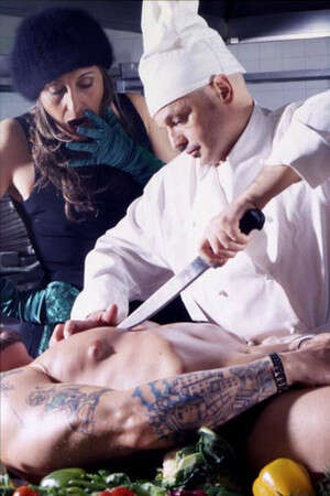 מתוך הסרט ''הטבח, הגנב, המאהב ואשתו'' מתוך הסרט ''הטבח, הגנב, המאהב ואשתו''