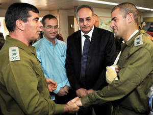 סגן אלוף אורן כהן והרמטכ''ל גבי אשכנזי סגן אלוף אורן כהן והרמטכ''ל גבי אשכנזי