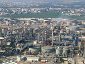 בתי הזיקוק בתי הזיקוק