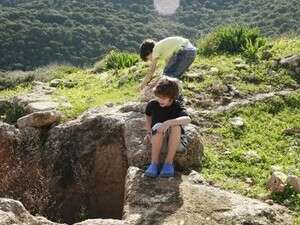 מטיילים ביודפת. מטיילים ביודפת.