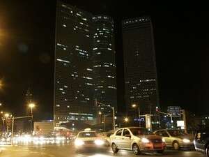 שעת כדור הארץ 2008, עלטה חלקית במגדלי עזריאלי שעת כדור הארץ 2008, עלטה חלקית במגדלי עזריאלי