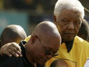 נלסון מנדלה וג'ייקוב זומה במהלך העצרת נלסון מנדלה וג'ייקוב זומה במהלך העצרת