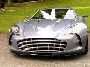 נופש ומכונית ספורט, צריך יותר? אוסטין מרטין נופש ומכונית ספורט, צריך יותר? אוסטין מרטין