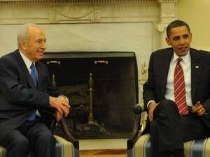 ברק אובמה ושמעון פרס בפגישה בבית הלבן. ברק אובמה ושמעון פרס בפגישה בבית הלבן.