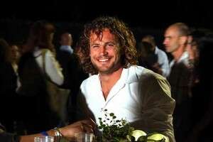 נועם טור. כעוף החול עם תוספת פירה. נועם טור. כעוף החול עם תוספת פירה.